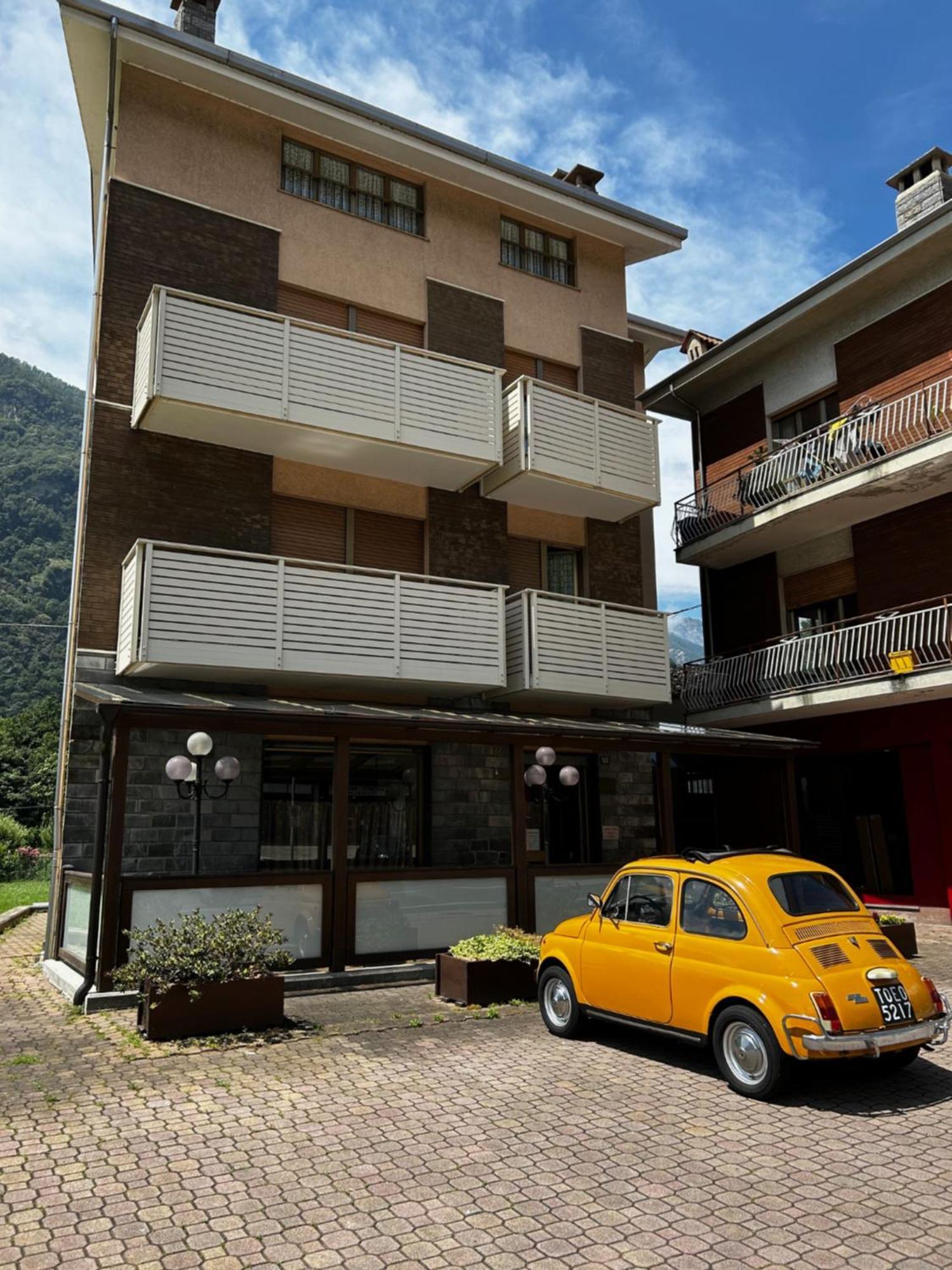 Albergo Carla Pont-Saint-Martin Exterior photo
